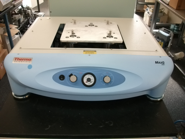 Thermo MaxQ 3000